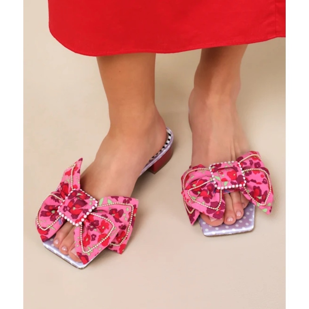 Betsey Johnson Garnet Slide Sandals Women 7.5 Pink Floral Pearl Bow Block Heel